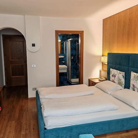 Hotel Alpenblick Sarentino Ngoại thất bức ảnh