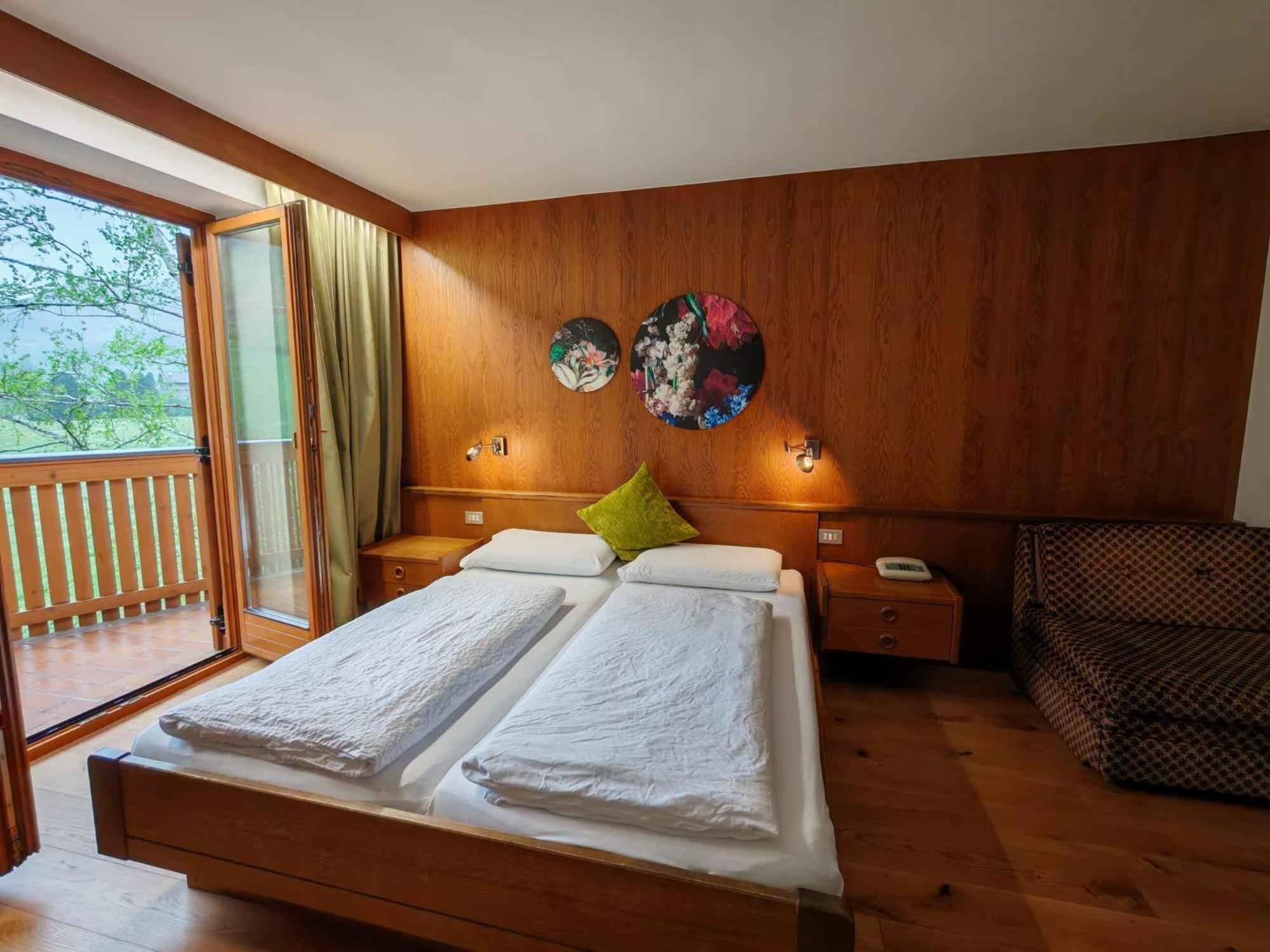 Hotel Alpenblick Sarentino Ngoại thất bức ảnh