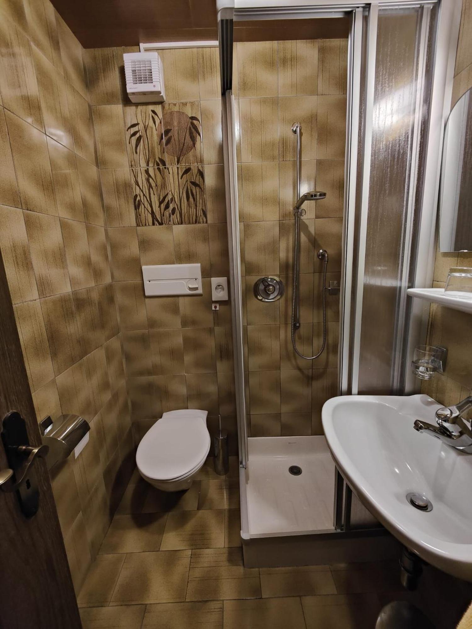 Hotel Alpenblick Sarentino Ngoại thất bức ảnh
