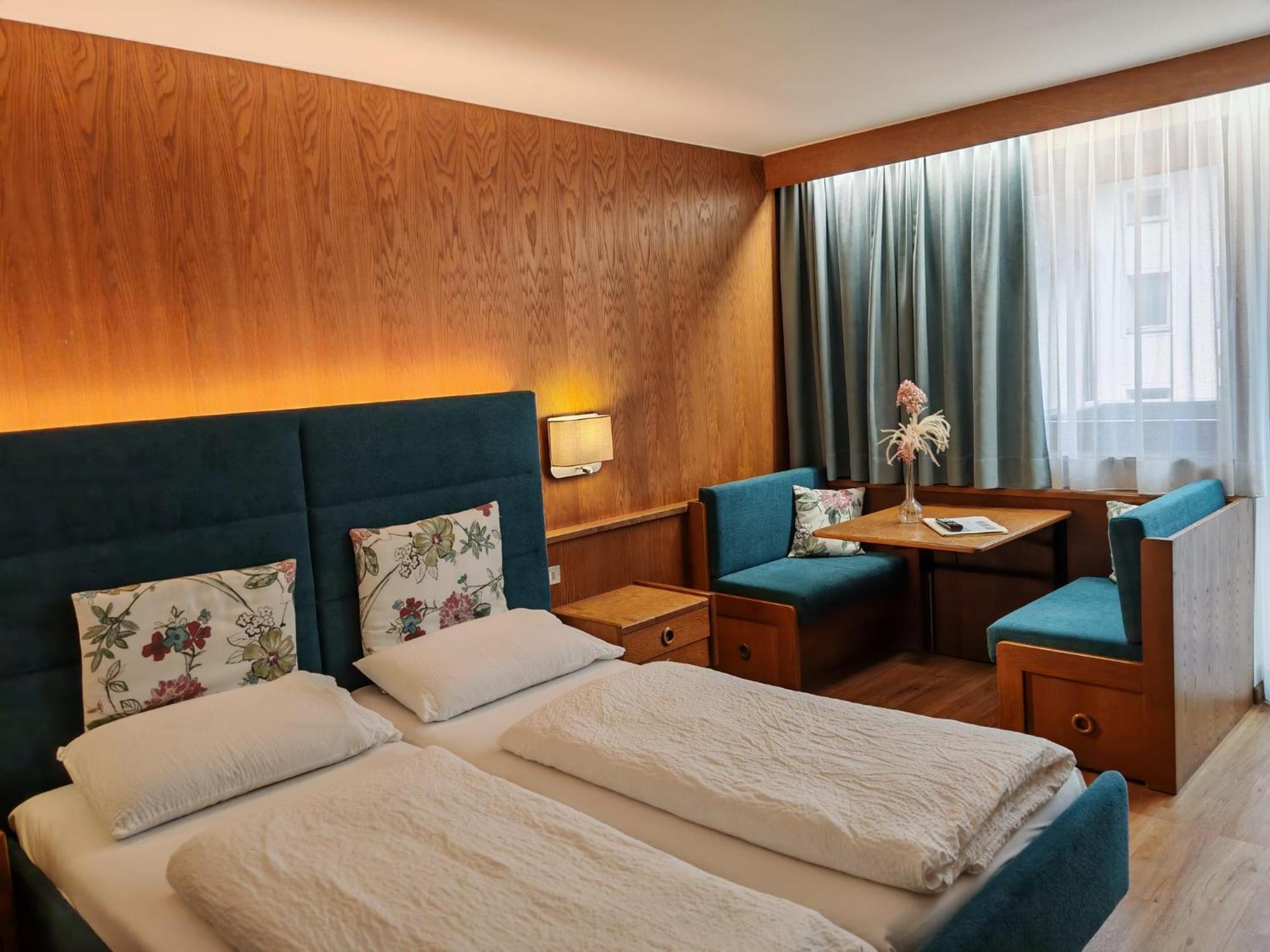 Hotel Alpenblick Sarentino Ngoại thất bức ảnh