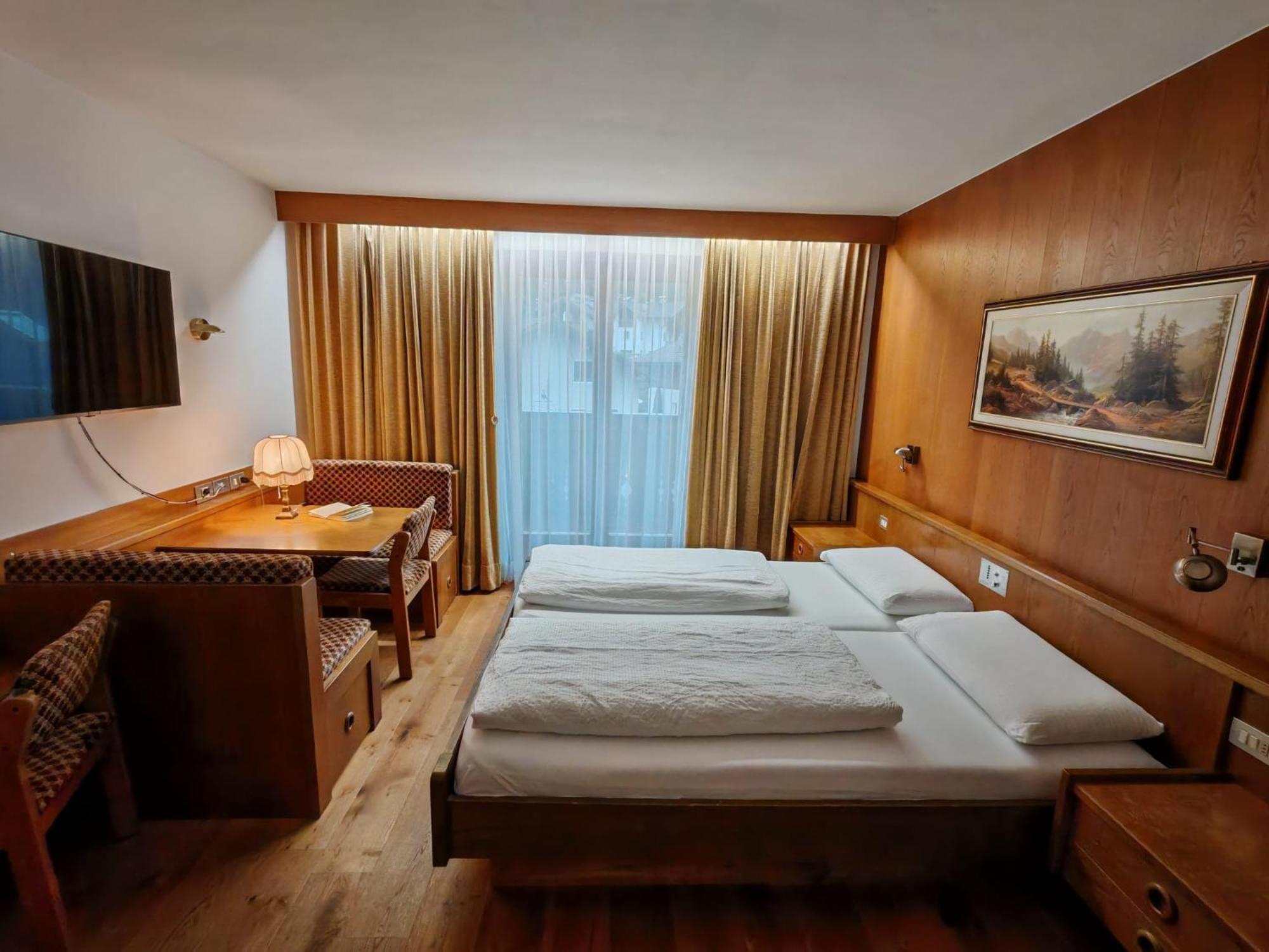 Hotel Alpenblick Sarentino Ngoại thất bức ảnh